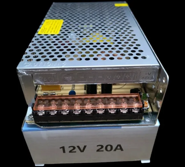 [12V 20A] Fuente Metalica 12V 20A